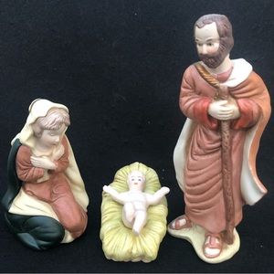 4 pcs Nativity Figures